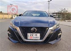 نيسان ألتيما